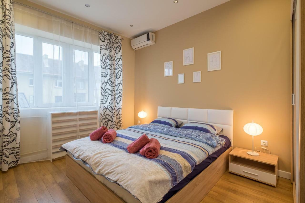 Modern 2 Bedroom Apartment Next To Vitosha Str. Sofía Exterior foto